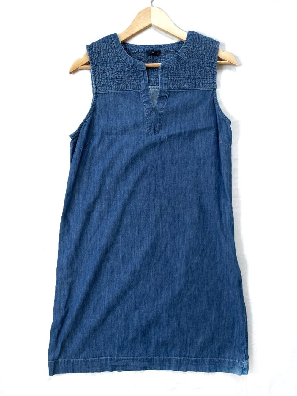 Talbots 100% Cotton Smocked Denim Dress Blue 12P Sleeveless Summer Casual